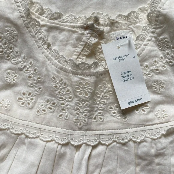 NWT Baby Gap toddler dress - Picture 3 of 4